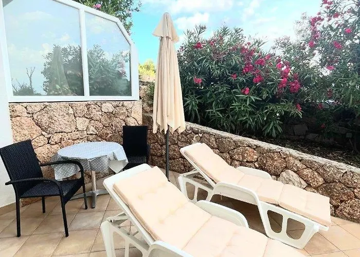 Sunny Terrace Hvar With Terrace アパート ザヴァラ