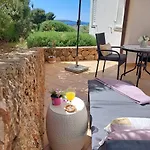 Sunny Terrace Hvar With Terrace Zavala