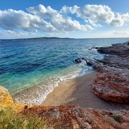 Sunny Terrace Hvar With Terrace Apartmán *